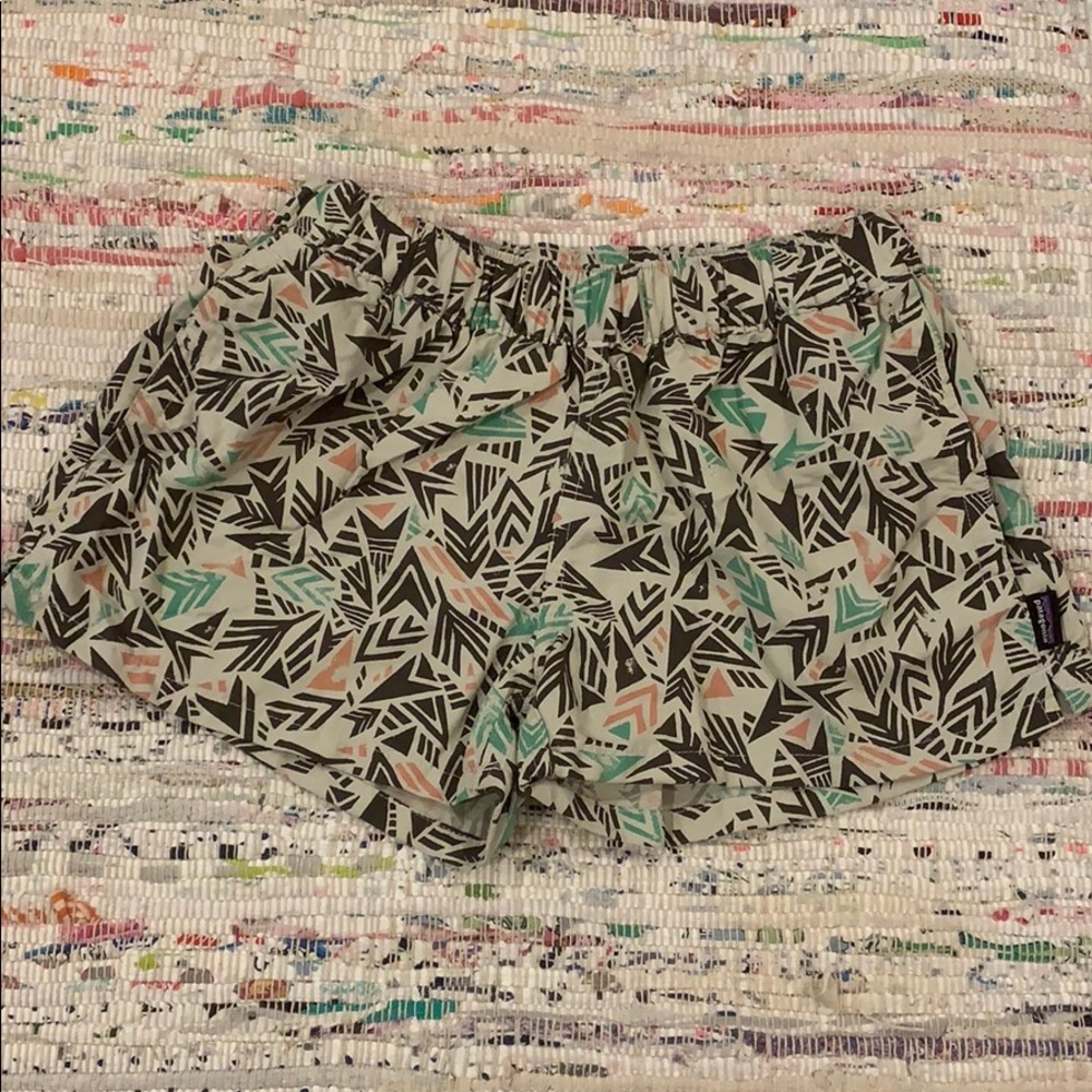 patagonia baggie shorts 2”